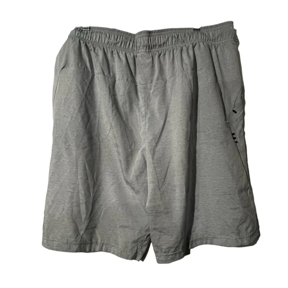 Reebok Men’s Athletic Shorts Gray Size XL Loose